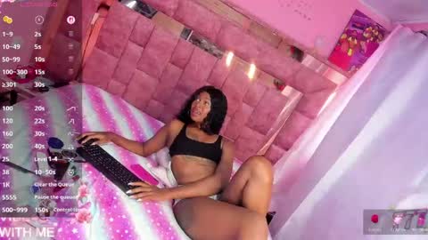 shenielxxx online show from June 6, 2:00 pm