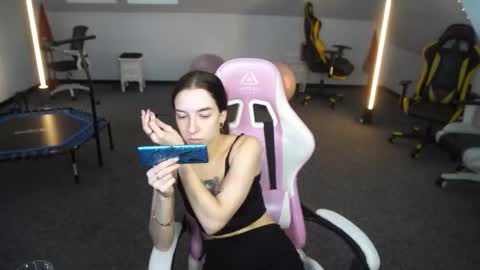 Sheryl online show from October 8, 10:24 am