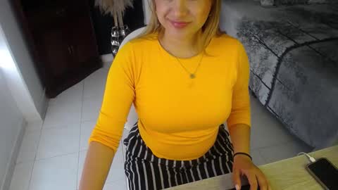 Snapshot of sheryl_jones chatting on March 24, 1:05 pm sheryl_jones online show from March 24, 1:05 pm
