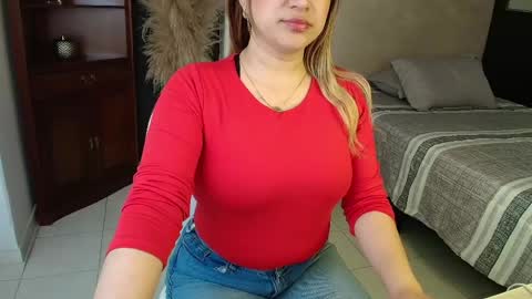 Snapshot of sheryl_jones chatting on May 27, 12:46 pm sheryl_jones online show from May 27, 12:46 pm