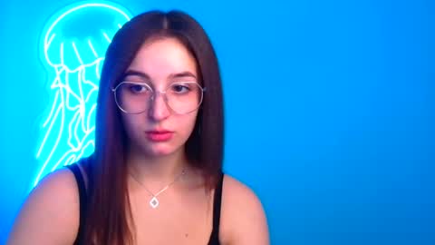 Snapshot of sheryl_sweet chatting on December 15, 12:49 pm Sheryl online show from December 15, 12:49 pm