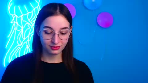 Snapshot of sheryl_sweet chatting on February 12, 12:22 pm Sheryl online show from February 12, 12:22 pm