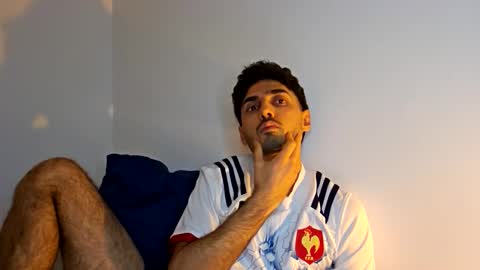 shhervin online show from December 1, 11:43 pm