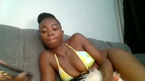 Snapshot of shi_assy chatting on February 19, 8:49 pm shi assy online show from February 19, 8:49 pm