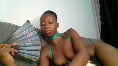 Snapshot of shi_assy chatting on February 20, 9:48 pm shi assy online show from February 20, 9:48 pm