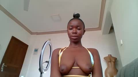 Snapshot of shi_assy chatting on March 28, 7:19 am shi assy online show from March 28, 7:19 am