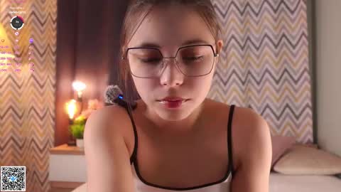 Iris online show from October 12, 11:20 am