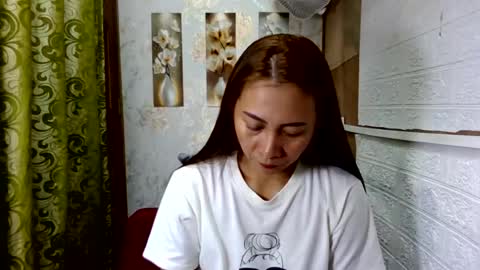 Snapshot of shinecathy chatting on August 7, 10:12 pm shine online show from August 7, 10:12 pm