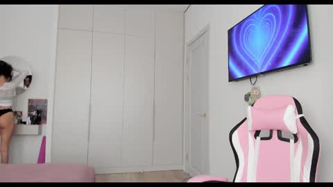 Snapshot of shineel chatting on September 25, 4:05 am Shineel online show from September 25, 4:05 am