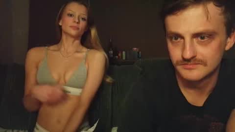 Snapshot of shinyandused chatting on October 19, 5:08 am shinyandused online show from October 19, 5:08 am