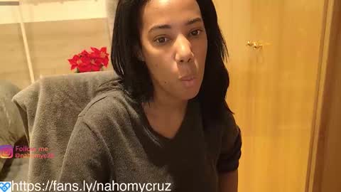 Snapshot of shinyplace chatting on January 10, 5:37 pm shinyplace online show from January 10, 5:37 pm