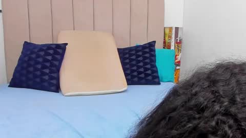 shira_sexylove online show from December 19, 11:57 pm