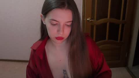 shiraha___rafieru online show from June 11, 9:13 pm