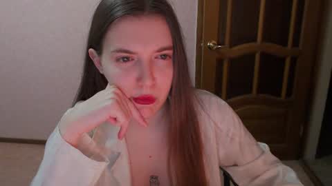 shiraha___rafieru online show from June 14, 9:17 pm