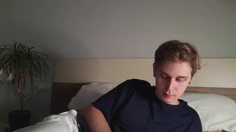 Matthew online show from September 30, 9:42 pm