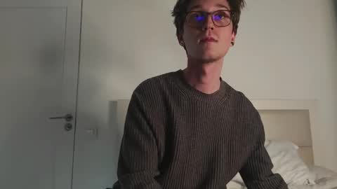 Matthew online show from April 2, 9:23 pm