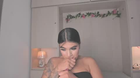 Shirley online show from December 4, 9:12 pm