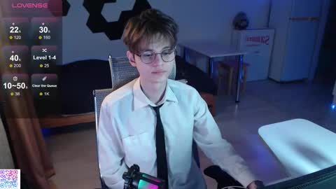 Snapshot of shiromy_ chatting on December 3, 6:06 pm shiromy_ online show from December 3, 6:06 pm