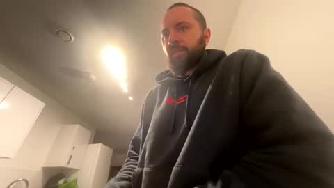 Shady online show from March 5, 11:23 pm