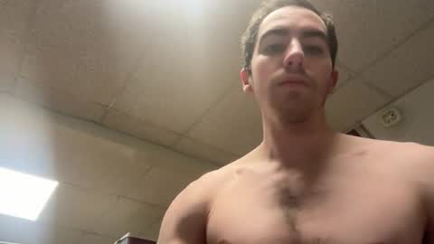 shirtlesshunk15 online show from March 15, 5:46 am