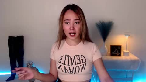 WET AND WILD YHANNA online show from September 21, 2:02 am