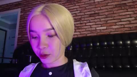 Shaineko online show from September 10, 9:15 pm