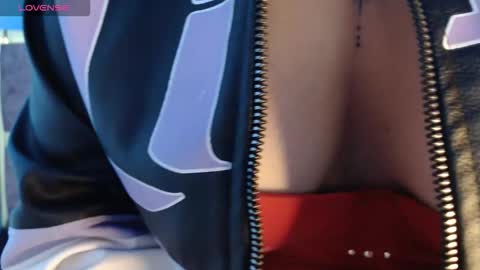 Snapshot of shizuka_wet chatting on November 25, 3:50 am Shizuka online show from November 25, 3:50 am