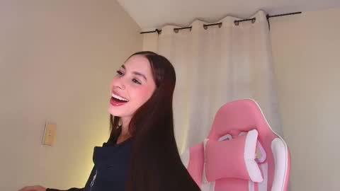  kendal  online show from October 23, 2:05 pm