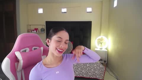  kendal  online show from October 28, 12:41 pm