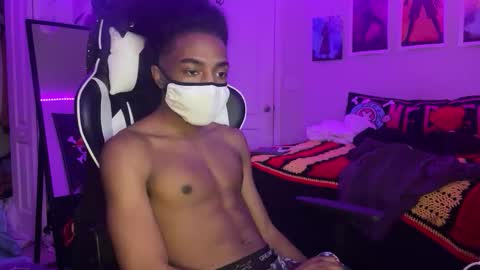 Snapshot of shoddybig chatting on January 6, 10:01 pm shoddybig online show from January 6, 10:01 pm