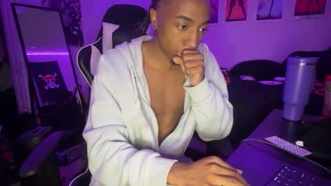 Snapshot of shoddybig chatting on March 17, 2:16 am shoddybig online show from March 17, 2:16 am