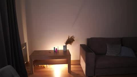 Agatha online show from September 11, 1:22 pm