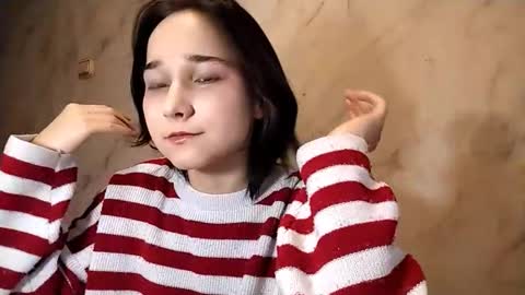 Snapshot of shonnacooperrider chatting on December 2, 11:04 am Margo online show from December 2, 11:04 am