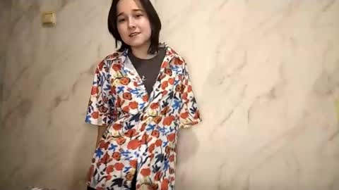 Snapshot of shonnacooperrider chatting on December 5, 11:08 am Margo online show from December 5, 11:08 am