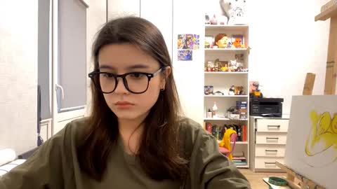 Marie online show from March 27, 12:16 pm