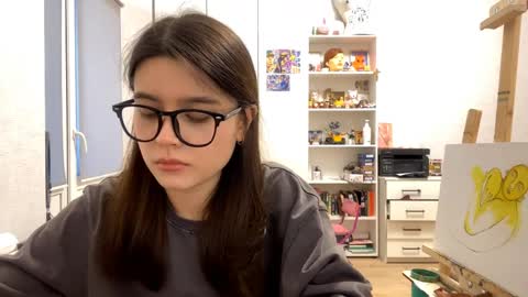 Marie online show from March 28, 2:16 pm