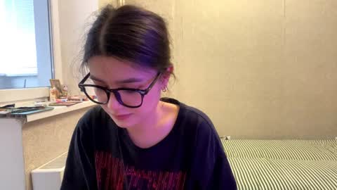 Marie online show from May 21, 12:12 pm