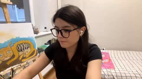 Marie online show from July 4, 2:23 pm