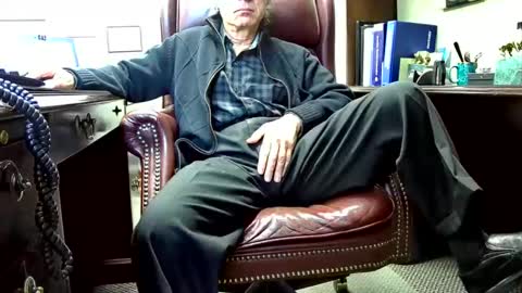 nikolas send dm for an appointment online show from December 9, 5:41 pm