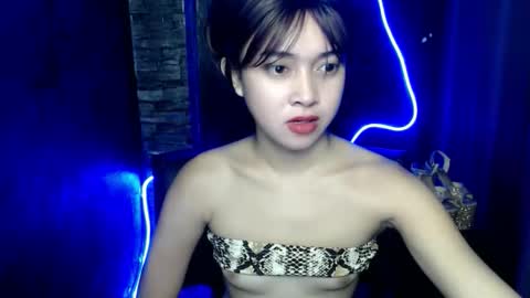 Snapshot of shopa_xiana chatting on October 5, 11:35 pm shopa_xiana online show from October 5, 11:35 pm