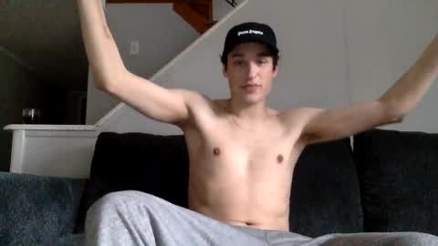 Snapshot of shortiesn40s chatting on March 12, 3:51 pm shortiesn40s online show from March 12, 3:51 pm