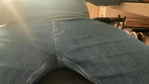 showflyer06 online show from February 2, 7:12 pm