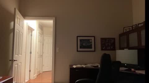 Chicago Guy online show from September 28, 3:45 am