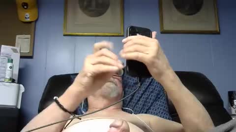 Snapshot of shpoink chatting on February 9, 3:21 am shpoink online show from February 9, 3:21 am