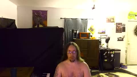 Snapshot of shredmancer chatting on April 27, 3:37 am shredmancer online show from April 27, 3:37 am