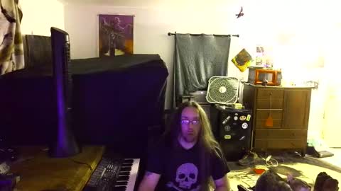 Snapshot of shredmancer chatting on May 17, 9:49 am shredmancer online show from May 17, 9:49 am