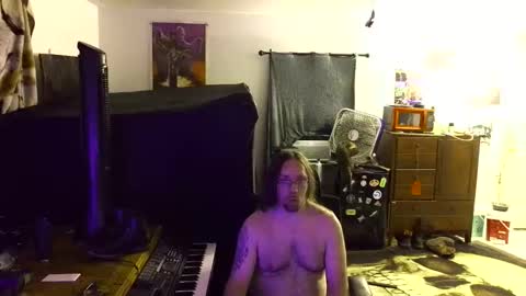 Snapshot of shredmancer chatting on May 19, 2:18 am shredmancer online show from May 19, 2:18 am