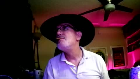 shrewtamer online show from December 7, 8:44 am