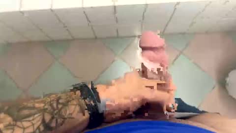 Snapshot of shtirlec86 chatting on December 31, 5:44 am Mary and Piter online show from December 31, 5:44 am