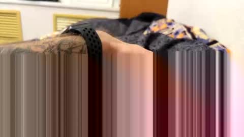 Snapshot of shtirlec86 chatting on January 12, 6:05 pm Mary and Piter online show from January 12, 6:05 pm